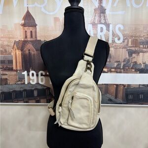 Free people Hudson sling back bag